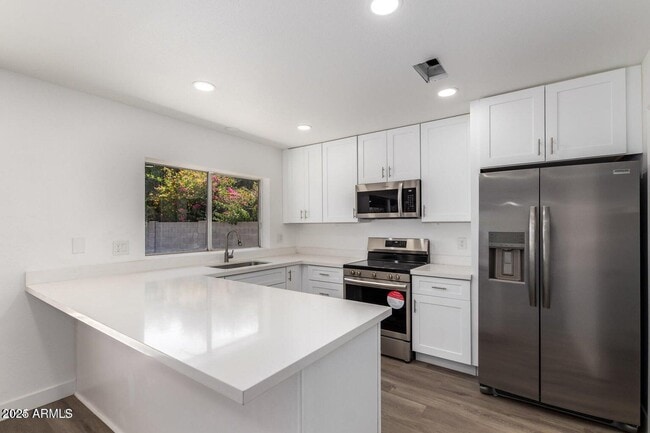 Building Photo - 1713 W Cortez Cir