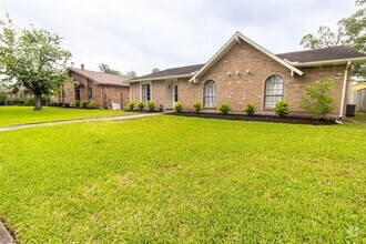 Building Photo - 14226 Morinscott Dr