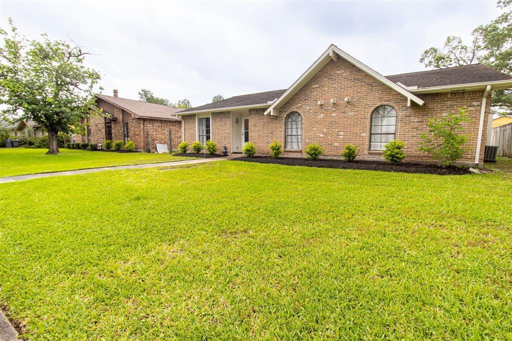 Foto principal - 14226 Morinscott Dr