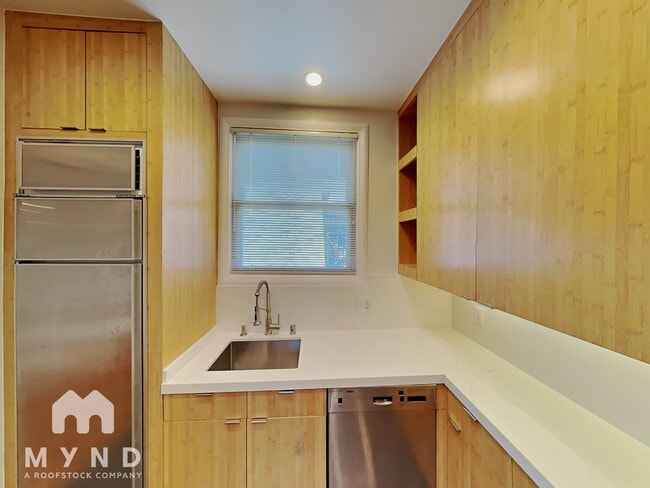 Building Photo - 3634 20th St