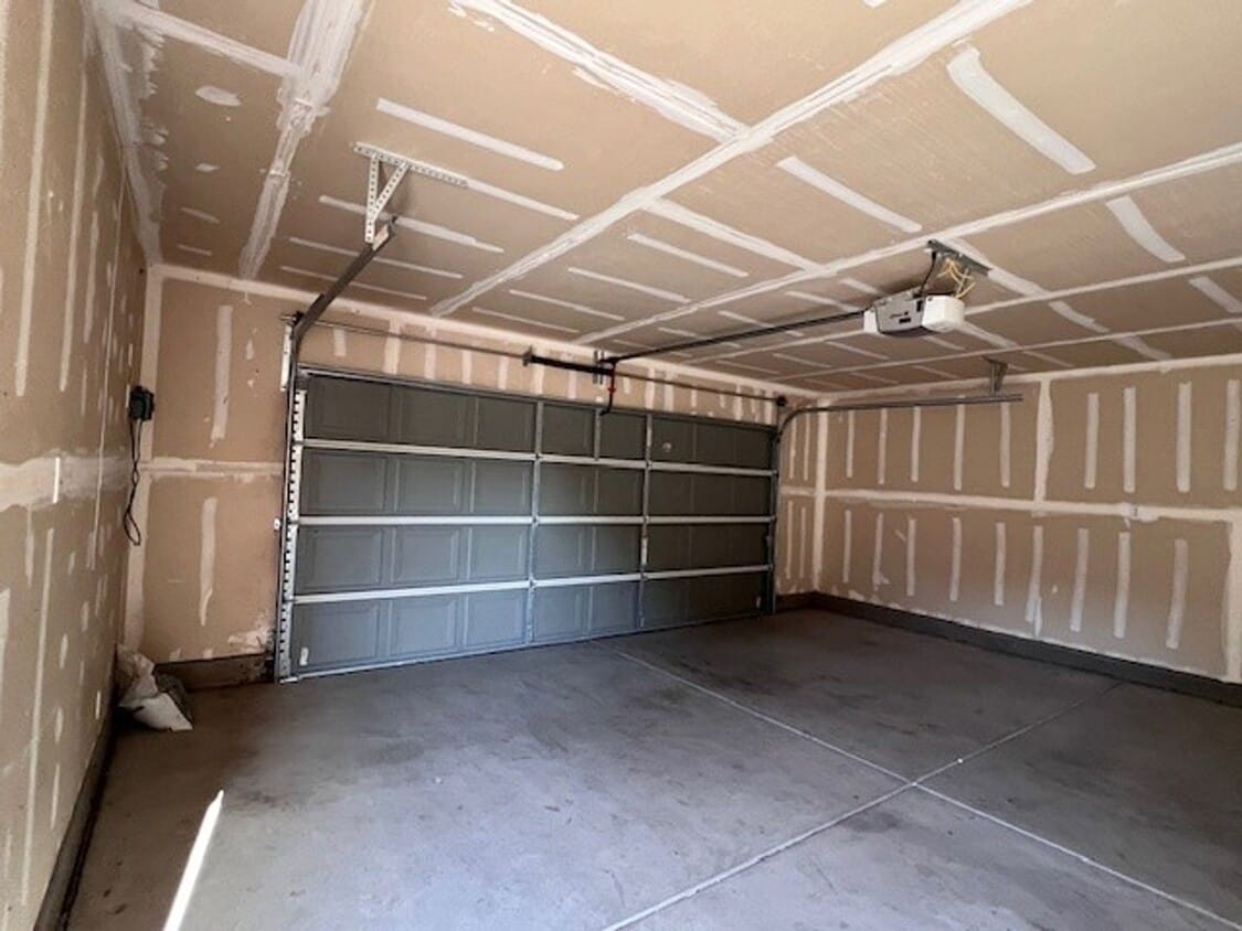 Building Photo - Coming Soon!