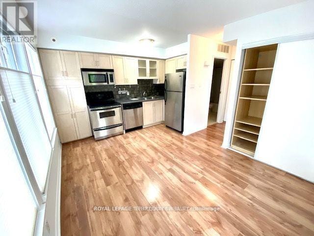 Building Photo - 46 Western Battery Rd