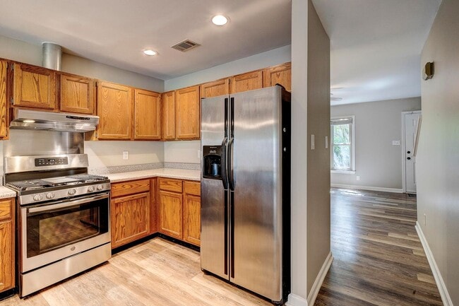 Building Photo - 52 Sparger Springs Ln.-Available Now!