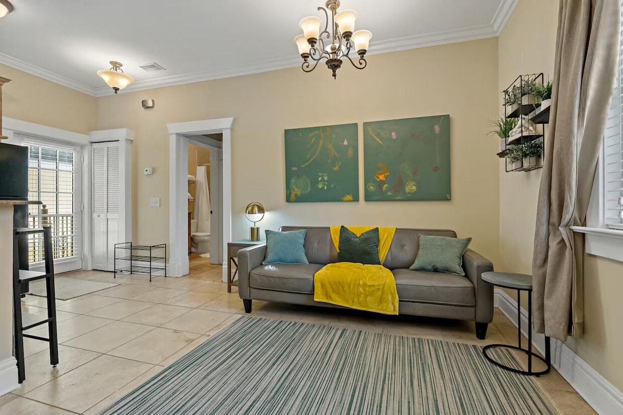 Foto principal - 611 S Orleans Ave