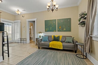 Building Photo - 611 S Orleans Ave