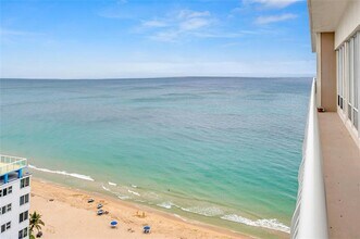 Building Photo - 4020 Galt Ocean Dr