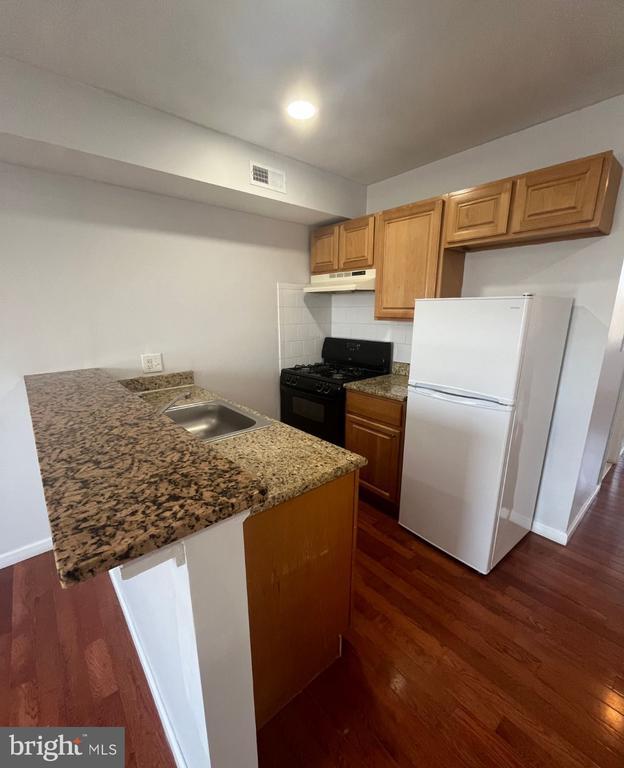 Foto principal - 826 Washington Ave