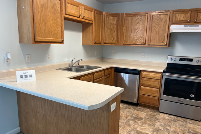 Building Photo - 6219 Michelas Bay Ln