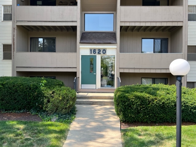 Primary Photo - 1620 Cedarwood Dr