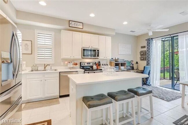 Building Photo - 3 br, 2.5 bath House - 1121 Antaras Ct S