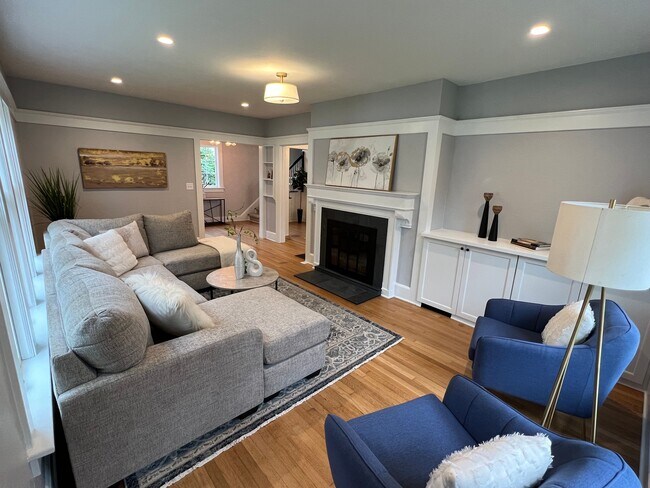 Foto del edificio - 937 Riverside Dr