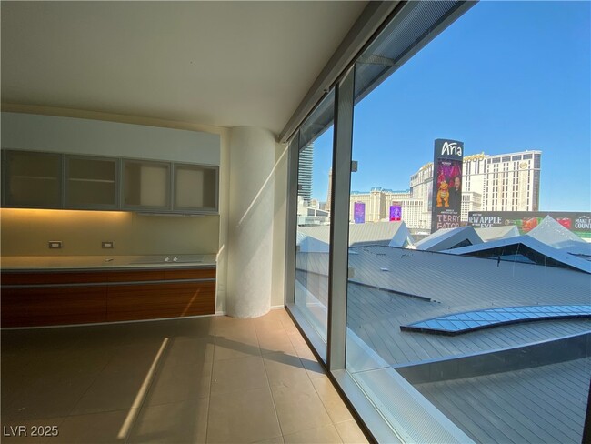 Building Photo - 3726 S Las Vegas Blvd