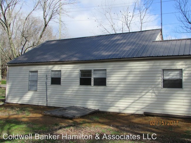 Building Photo - 1101 Smith Dr SW