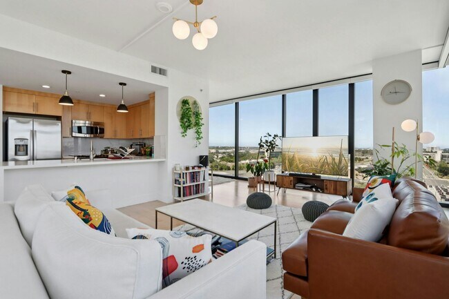 Foto del edificio - 38 N Almaden Blvd