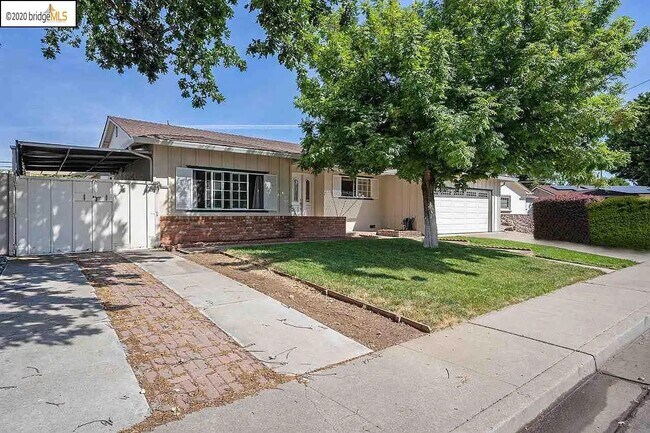 Foto del edificio - 1537 Heartwood Dr