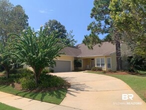 Building Photo - 30793 Pine Ct
