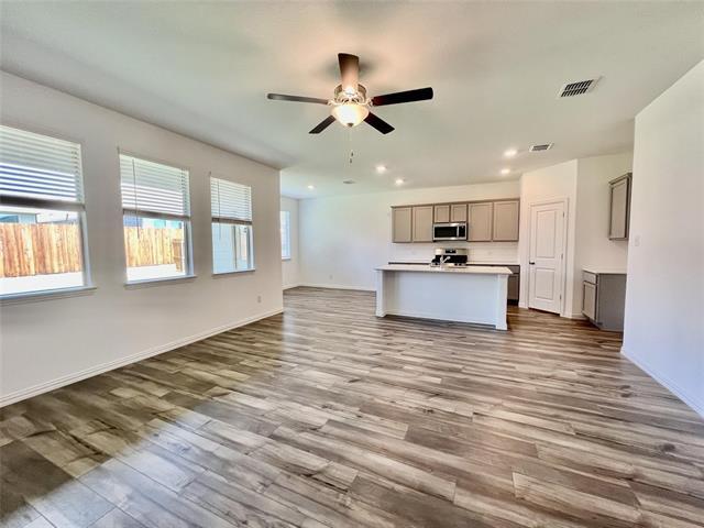 Foto del edificio - 1208 Sequoia Ln