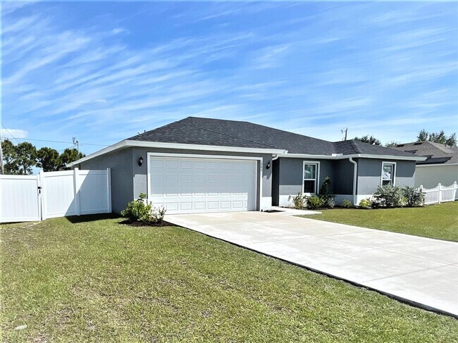 Foto del edificio - 1205 SW 25th St