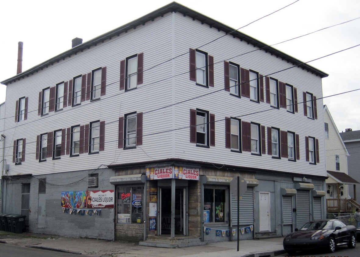 Primary Photo - 534-540 Hallett St