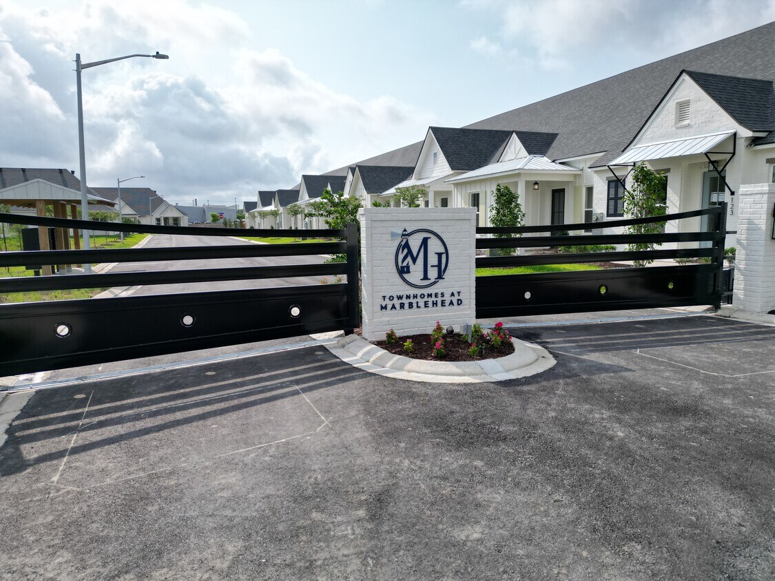 Foto principal - 108 Pilsbury Ln