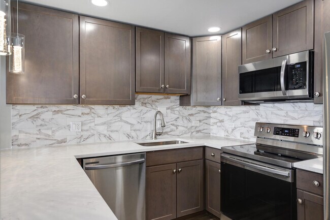 Foto del edificio - 5445 N Sheridan Rd