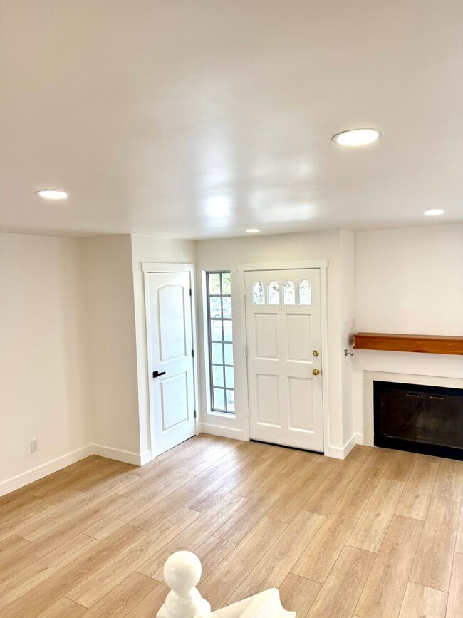 Building Photo - 18020 Prairie Ave