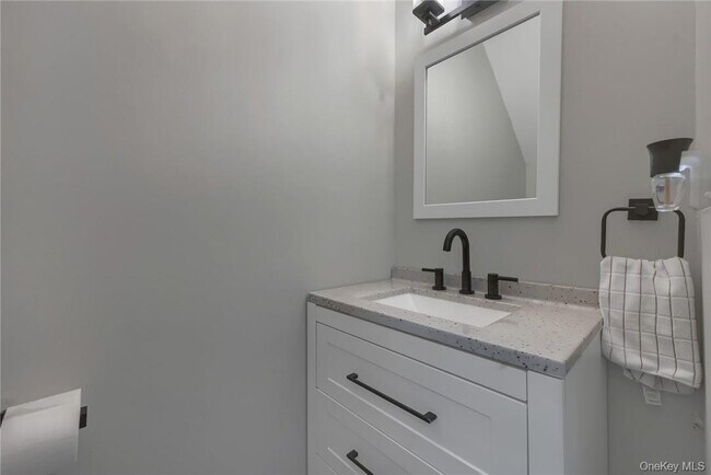 Foto del edificio - 16 Fitzgerald Ct