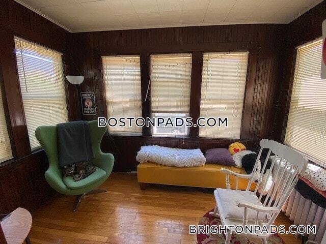 Foto del edificio - 75 Claymoss Rd