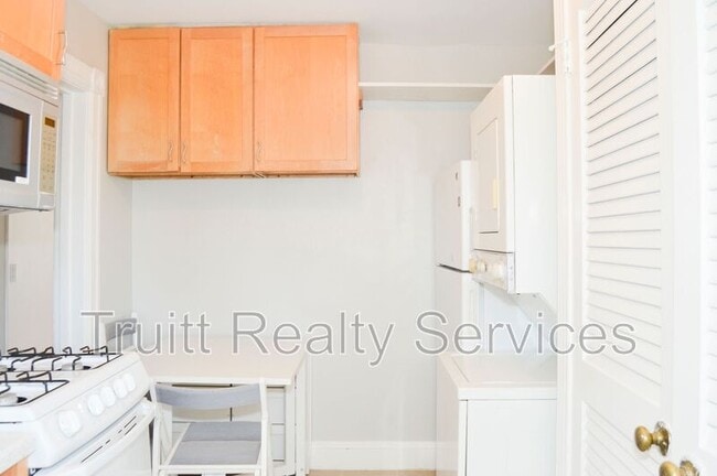 Photo - 201 Kentucky Ave SE Apartment