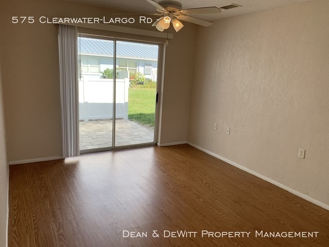 Building Photo - Affordable 1 BR Apartment in Largo - MidTo...