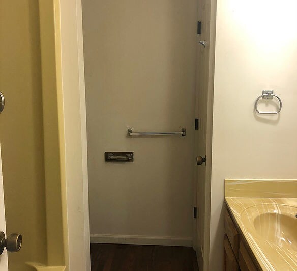 Foto del edificio - 206 E 18th St
