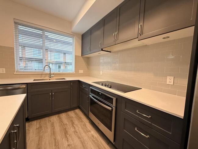 Photo du bâtiment - 66 15775 MOUNTAINVIEW DRIVE