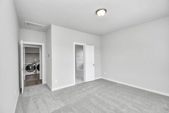 Building Photo - 6702 Arabella Lakes Dr