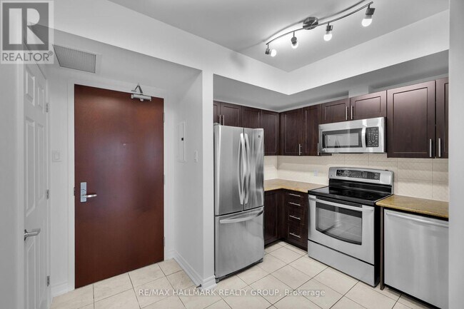 Photo du bâtiment - 234-234 Rideau St
