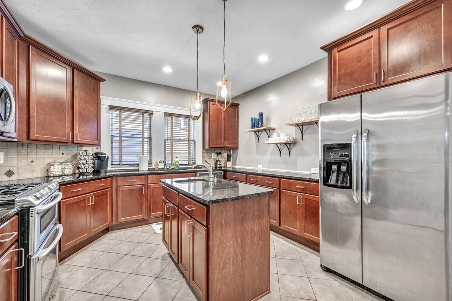 1501 E 105th St Cleveland, OH 44106 – photo 5