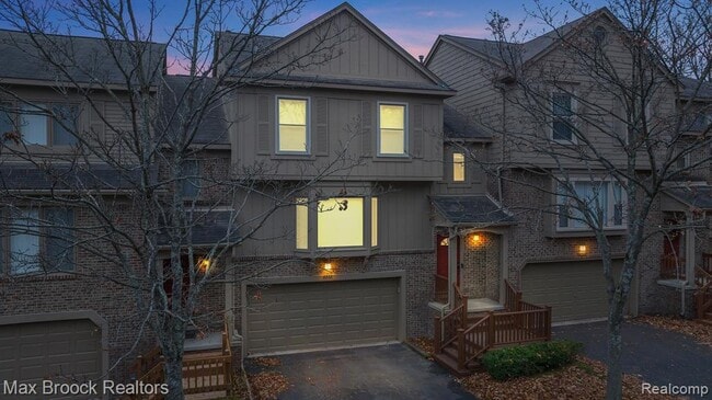 Building Photo - 6322 Aspen Ridge Blvd