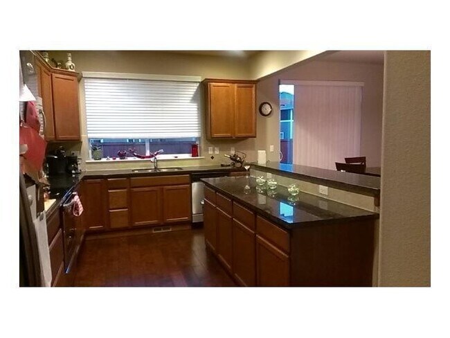 Foto del edificio - Now taking apps. Freestone Station, All ne...