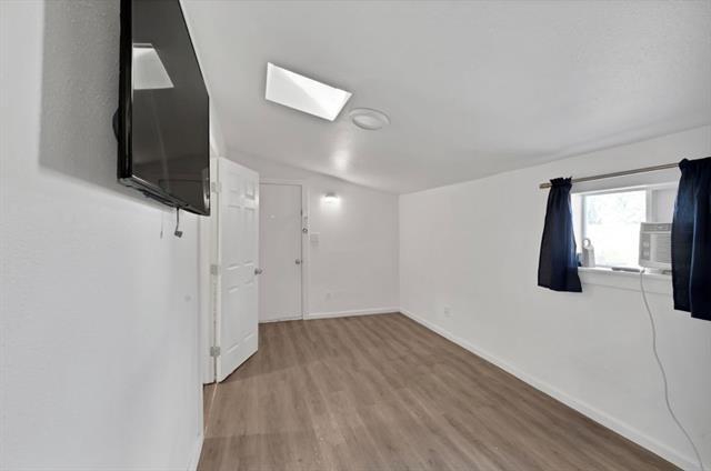 Foto del edificio - 928 S Windomere Ave