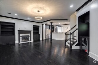 Building Photo - 2767 Durham Dr NE