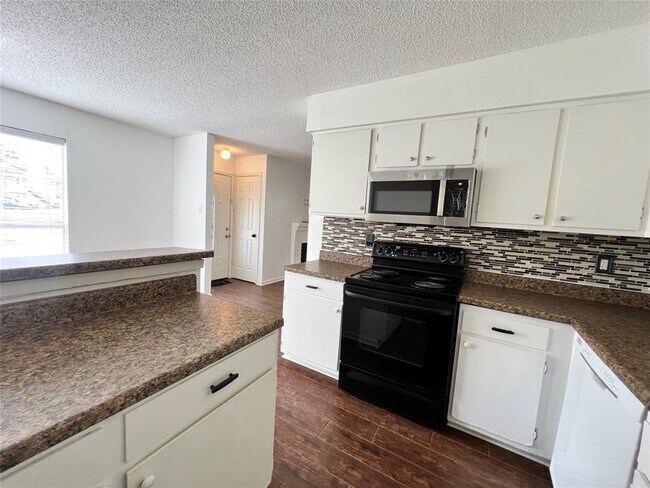 Building Photo - 11506 Meadow Pines Ct