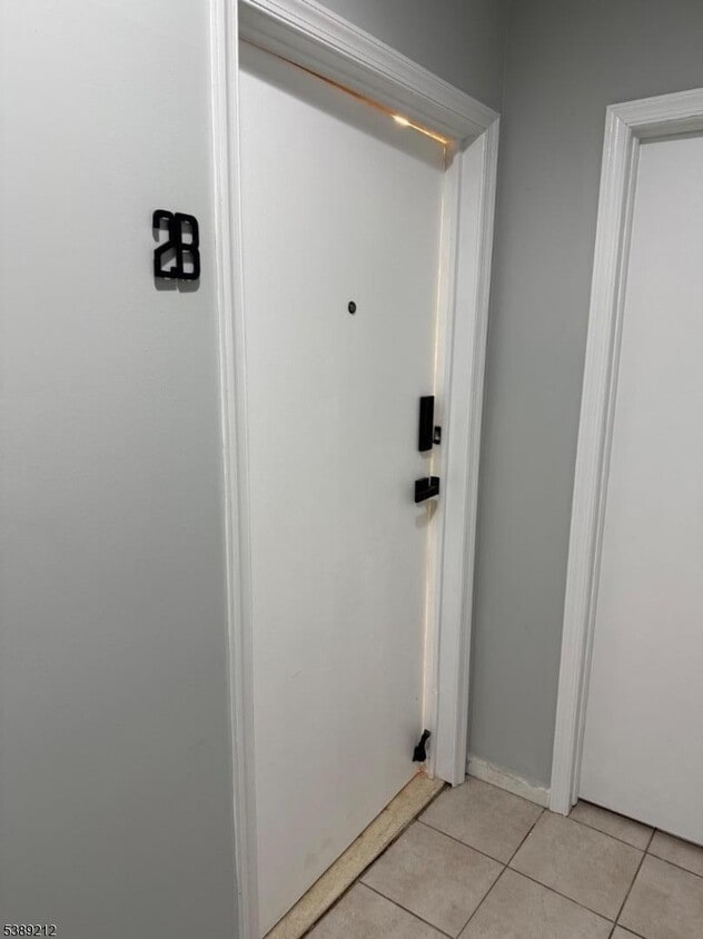 Foto principal - 1878 Springfield Ave