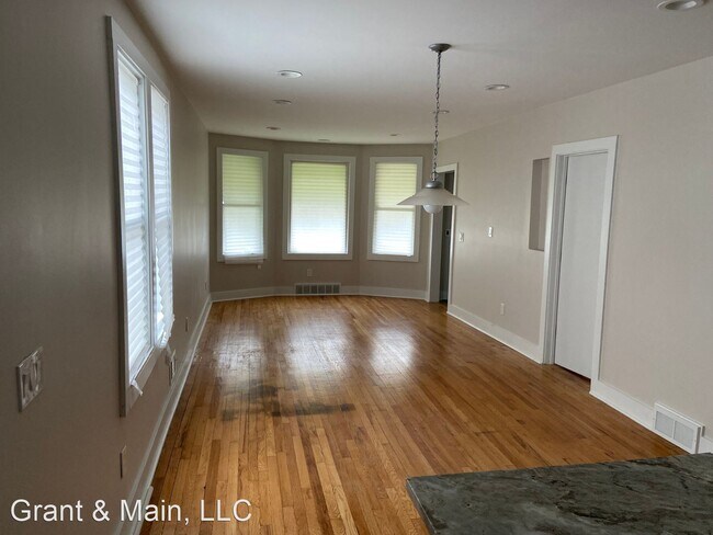 Foto del edificio - 2 br, 2.5 bath House - 2315 Yemans St.
