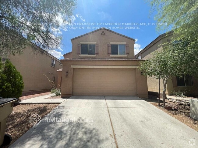 Building Photo - 12921 W Fleetwood Ln