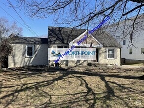 Building Photo - 1805 Cahal Ave