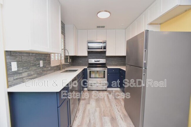 Building Photo - 2262 Honeycomb Ln