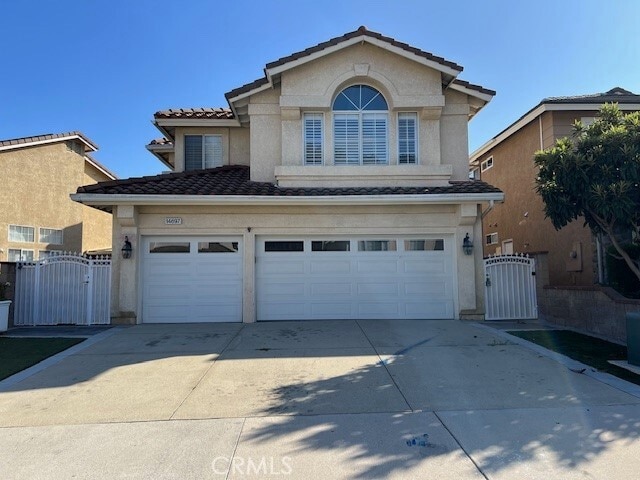 Foto del edificio - 14697 Willow Creek Ln