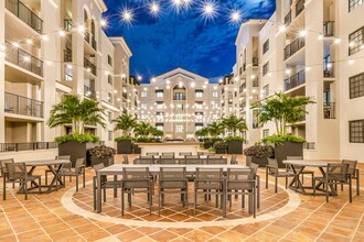 Gables Grand Plaza Apartments photo'