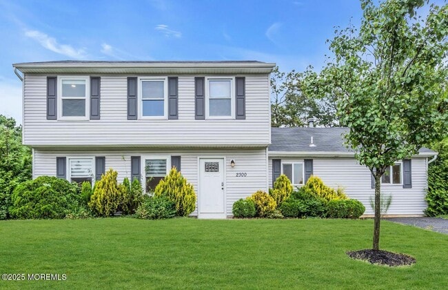 Foto del edificio - 2300 Oak Knoll Dr
