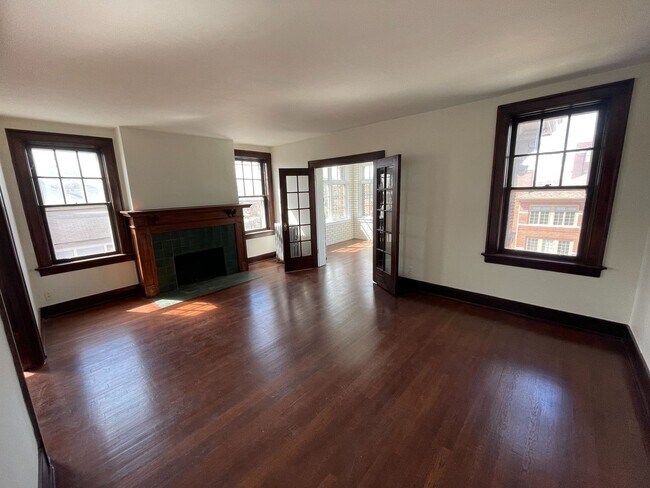 Foto del edificio - 2101 N Pennsylvania St