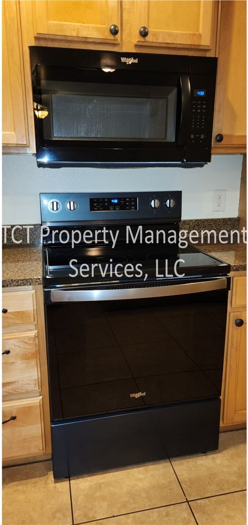 Foto del edificio - Beautiful 3 Bedroom Townhome Gated Gilbert Community!